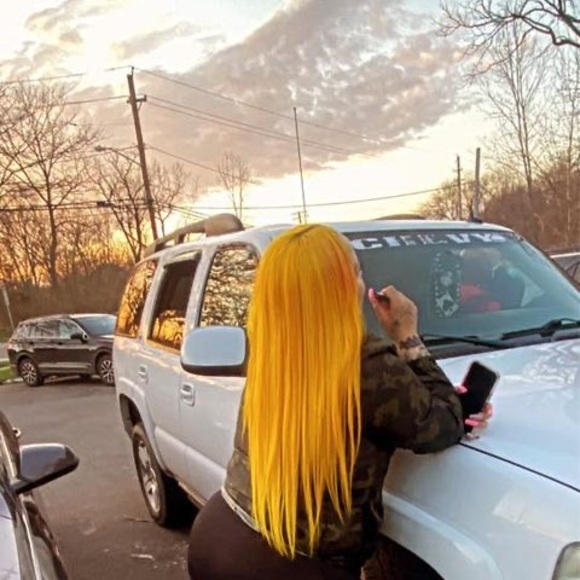 Meet your Posher, Daniielle - Picture 1 of 1